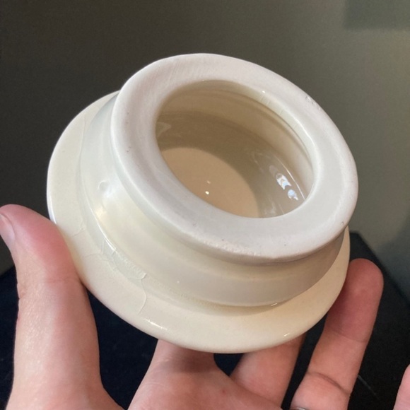 Vintage Ceramic Clay Cottagecore Farmhouse Lavender Painted Container Pot - Picture 4 of 7